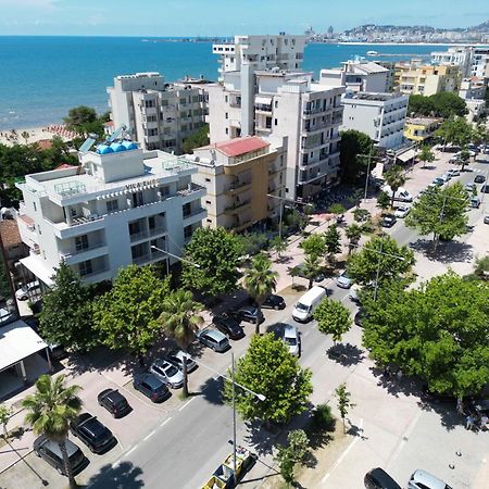 Hotel Vila Emes Durrës Exteriör bild