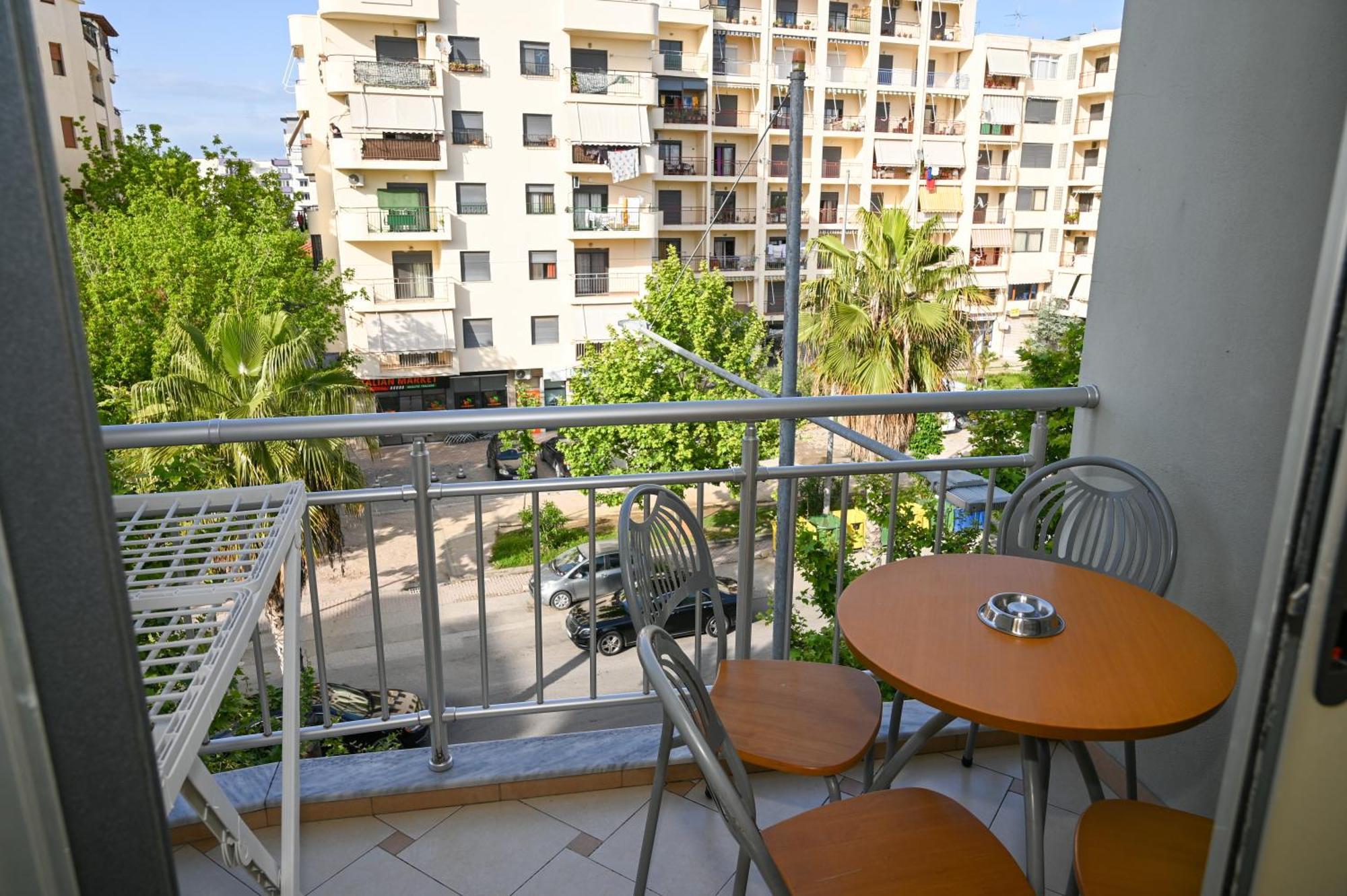 Hotel Vila Emes Durrës Rum bild