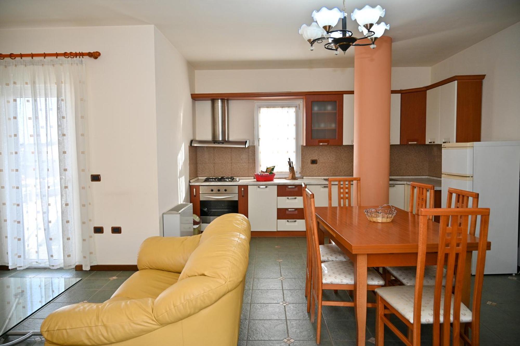 Hotel Vila Emes Durrës Exteriör bild